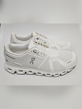 Women's On Running Cloud 6 size 9.5